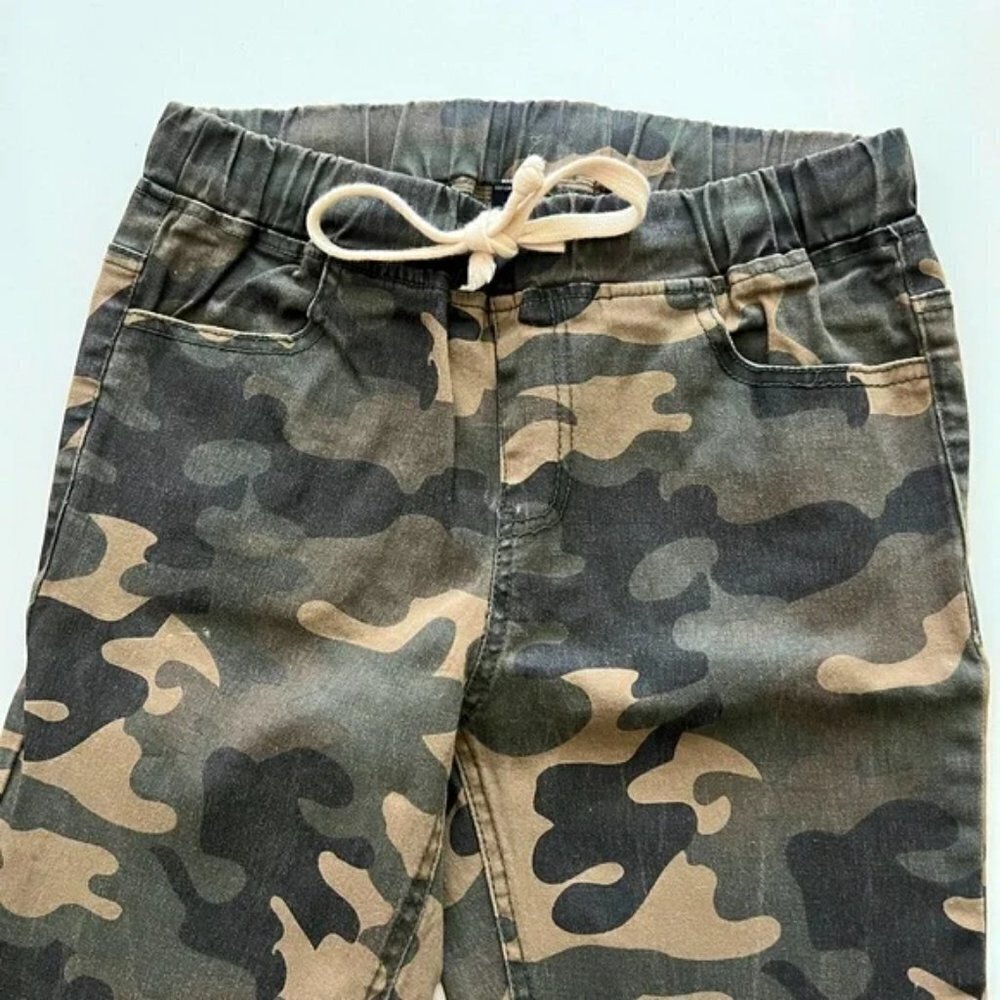 RedFox Camo Lace-up Jogger Style Pants! 👖🛍️💕